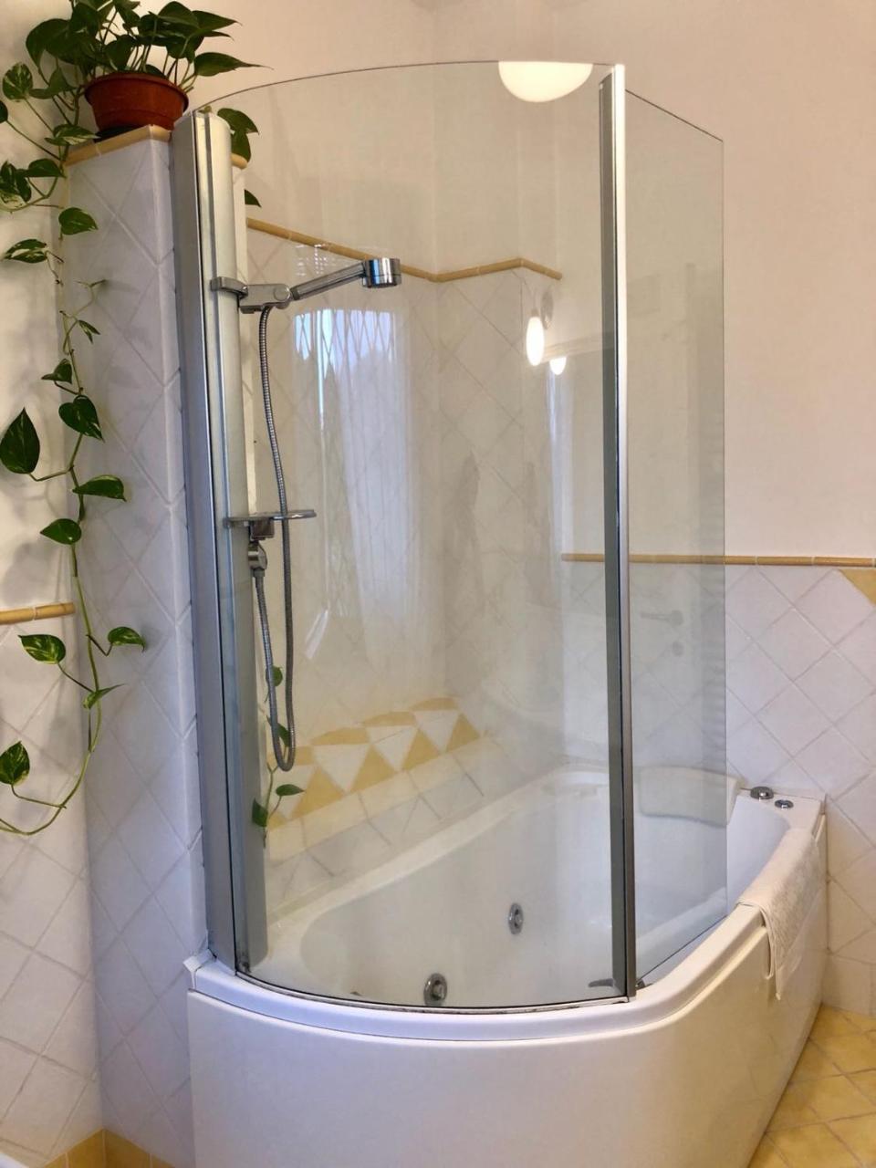 ザッフェラーナ・エトネーア Etnante Bed & Breakfast エクステリア 写真