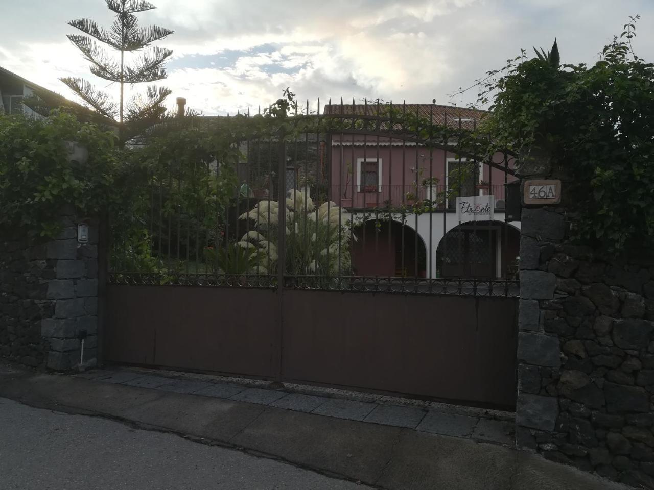 ザッフェラーナ・エトネーア Etnante Bed & Breakfast エクステリア 写真